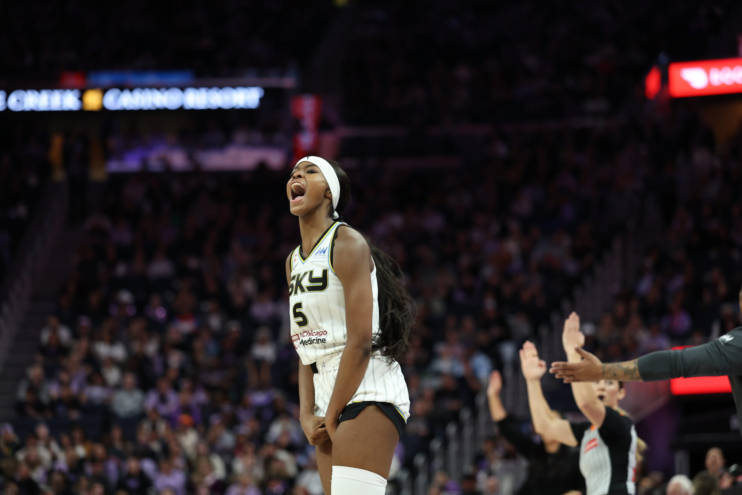 Chicago Sky vs. Golden State Valkyries Highlights Presented by Demesmin & Dover